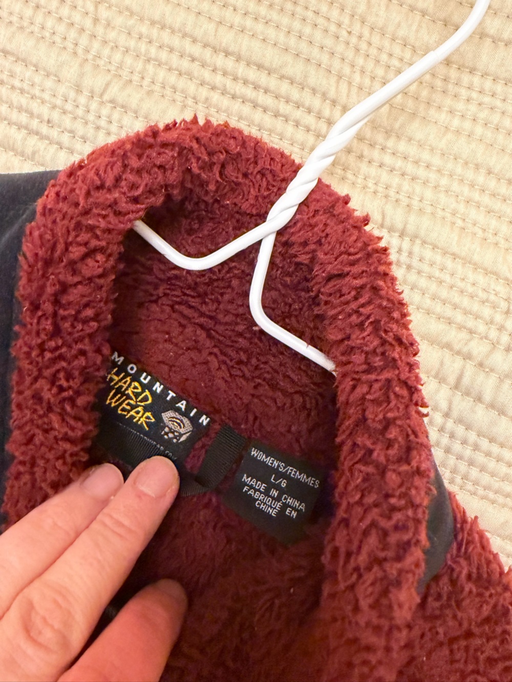 Mountain Hardwear Women's Maroon Sherpa Fleece Jacket - Picture 4 of 4
